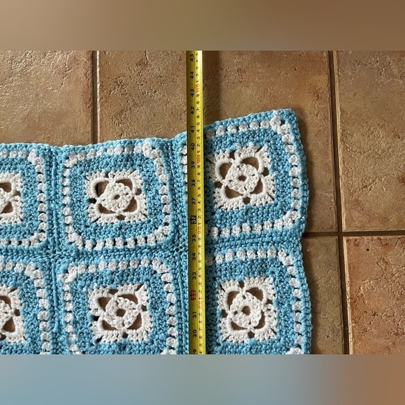 Vintage Crochet Granny Square Blue & White Afghan Throw Blanket 41x51” - Picture 5 of 6
